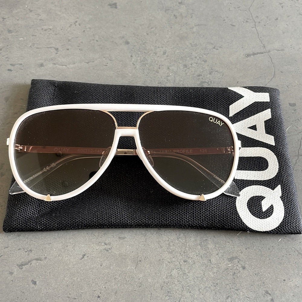Quay high profile sunglasses in white and brown.